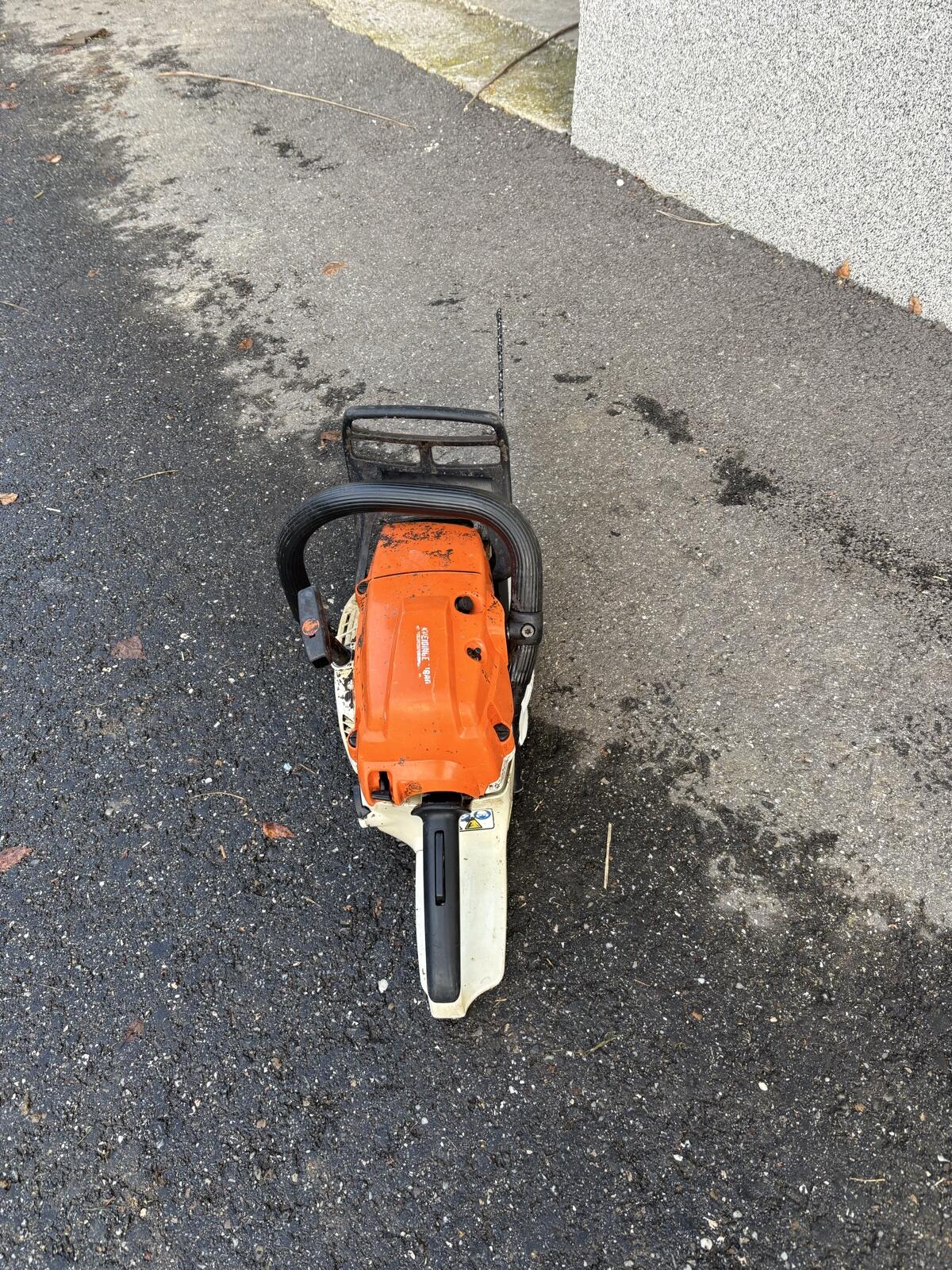 Motorsäge Stihl MS261 1