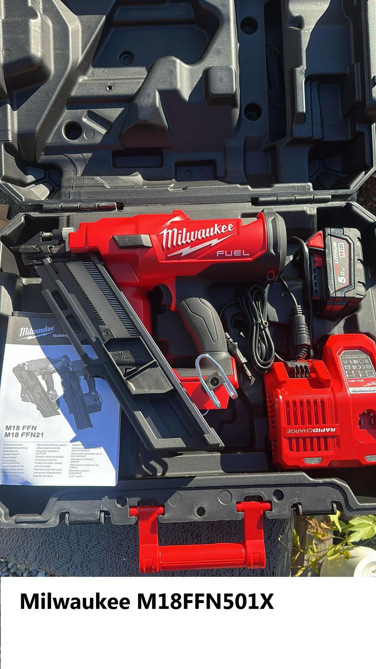 Milwaukee Akku Nagler 90 mm, Akku, Lader, 8.000 Nägel, Neu M18FFN501X 1
