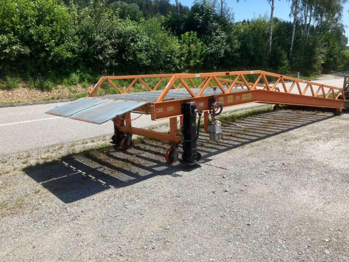 Entlade- bzw. Laderampe für LKW, Container, gebraucht 1