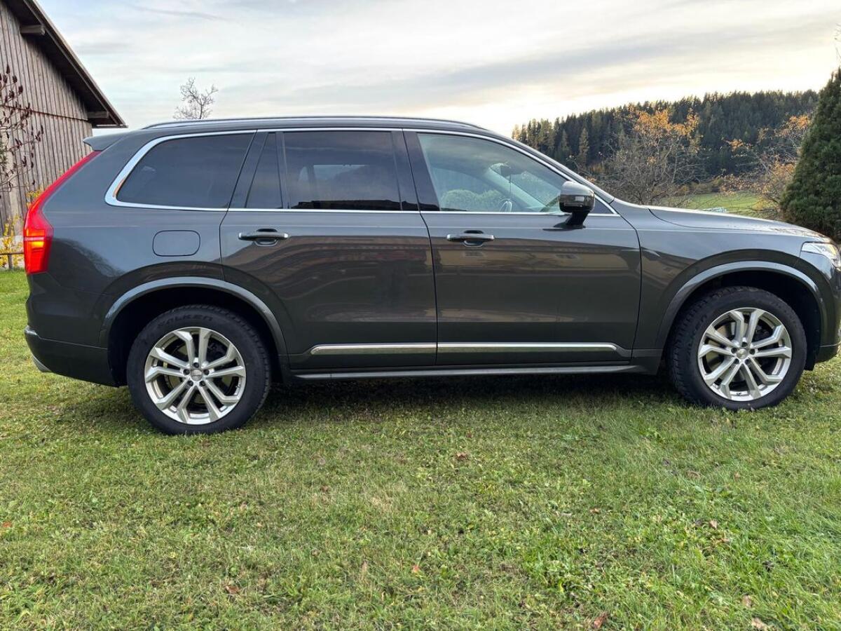 Volvo XC90 B5 AWD Inscription SUV/Geländewagen Mild Hybrid 3