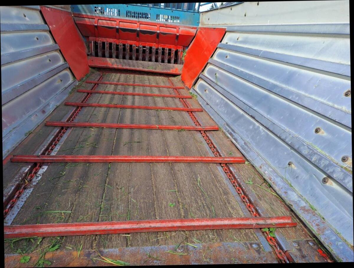 Verkaufe Mengele Ladewagen 3