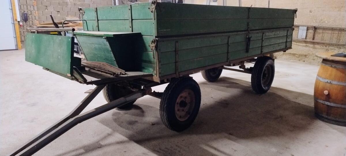 Landwirtschaftlicher Anhänger 1
