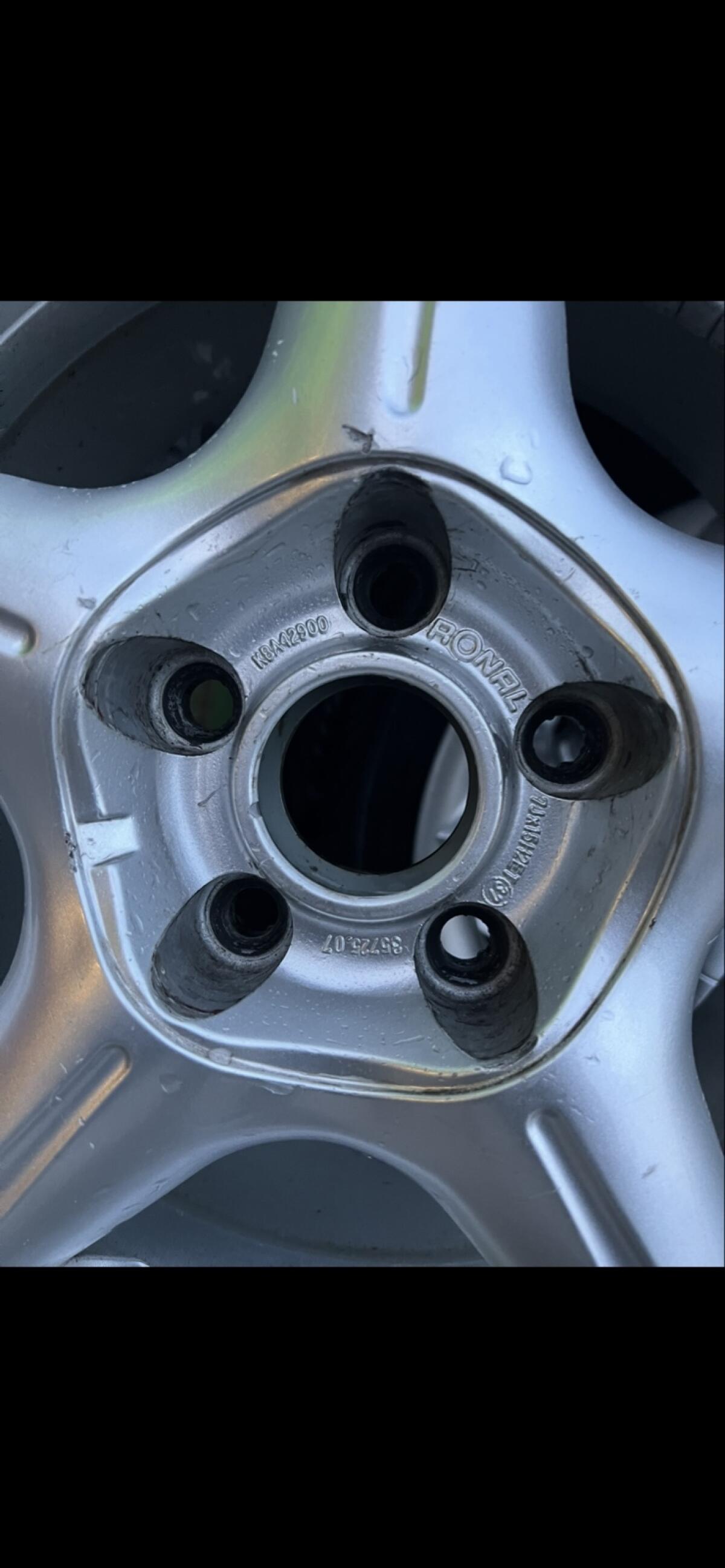 Alufelgen 195/65R15 Ronal 2