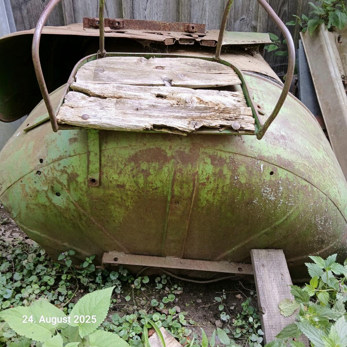 Kotflügel, Kühler für Steyr 180 2