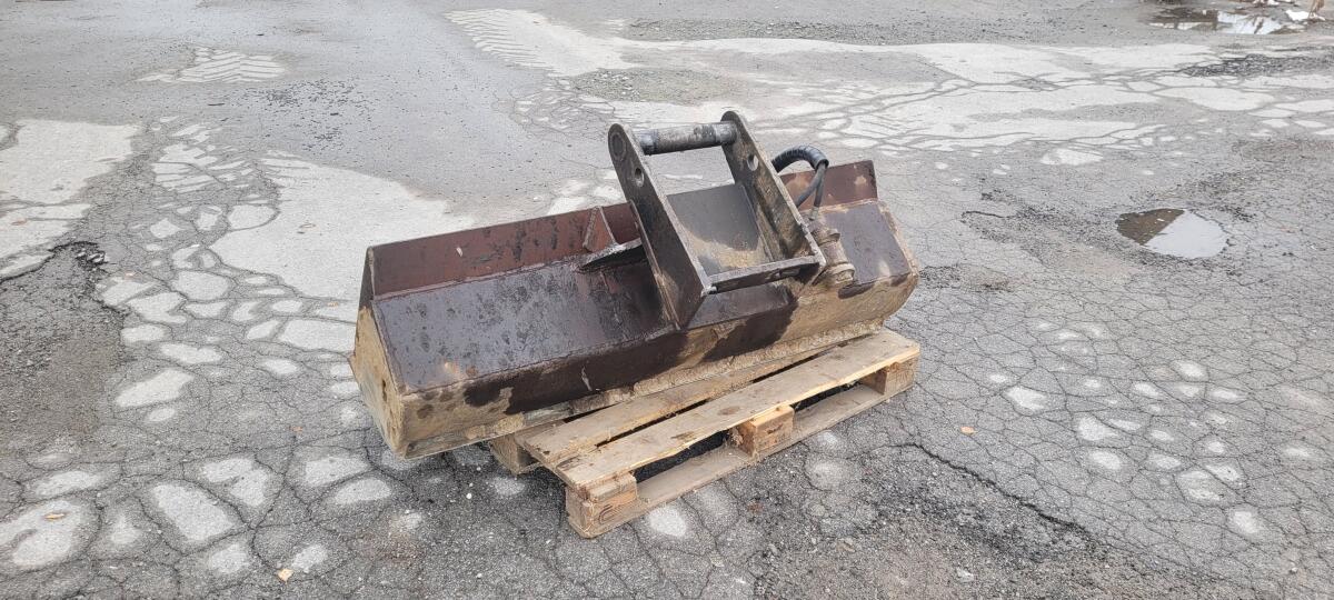 Böschungslöffel / Humuslöffel / Grabenräumlöffel / MS 08 1