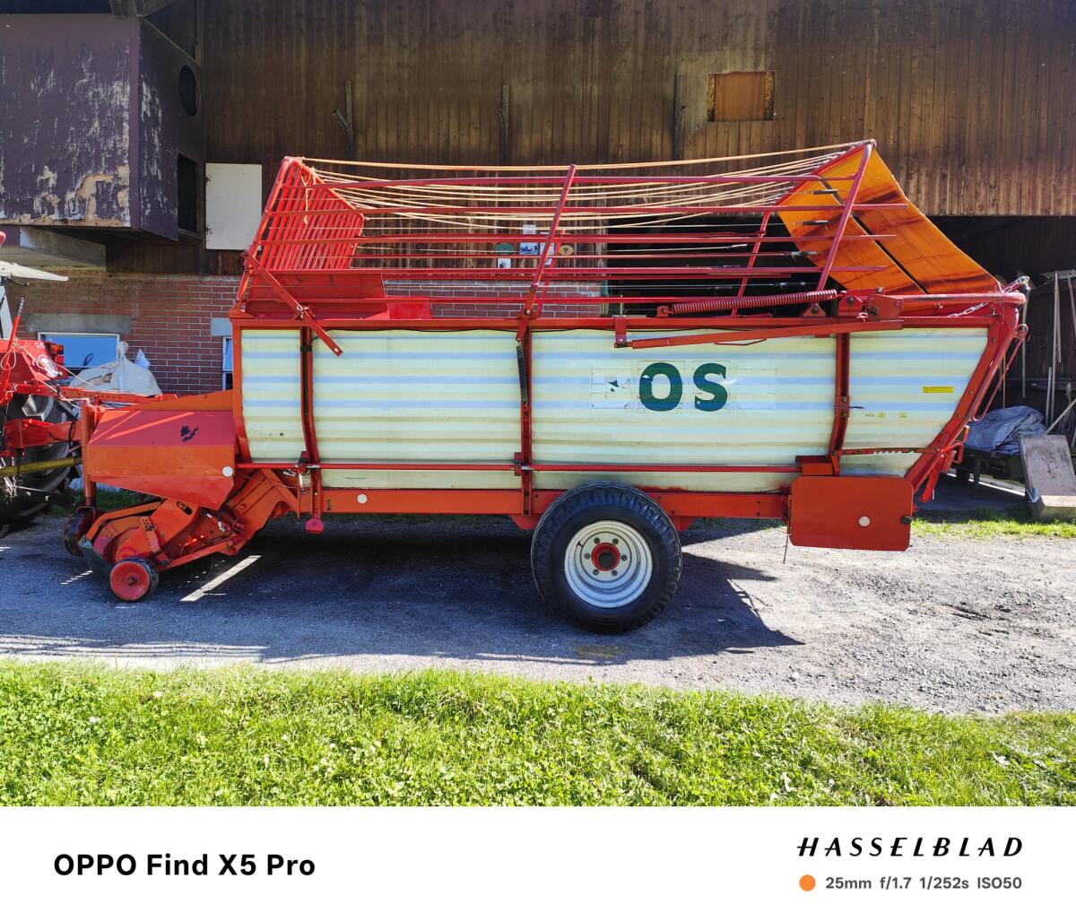 Ladewagen Pöttinger Boss T1 2