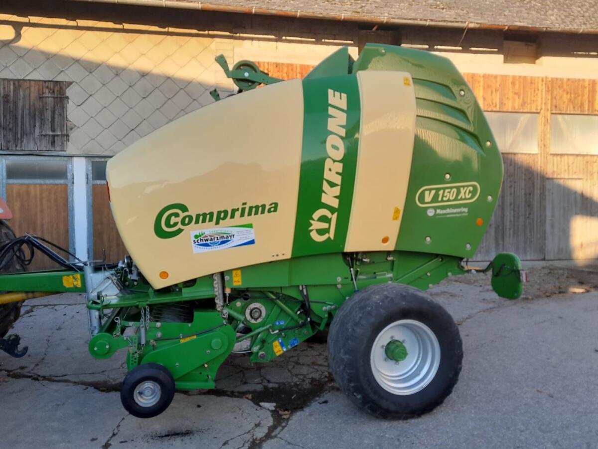 Verkaufe Rundballenpresse Comprima 150 XC 1