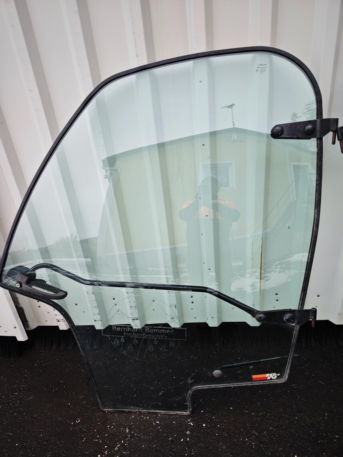 John Deere Gator XUV Glastüren 3