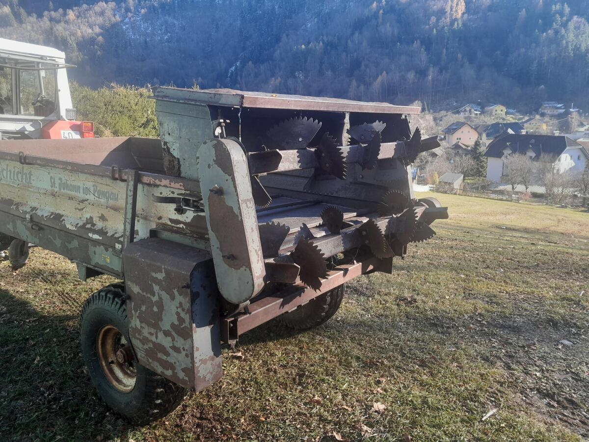 Schicht Miststreuer 2