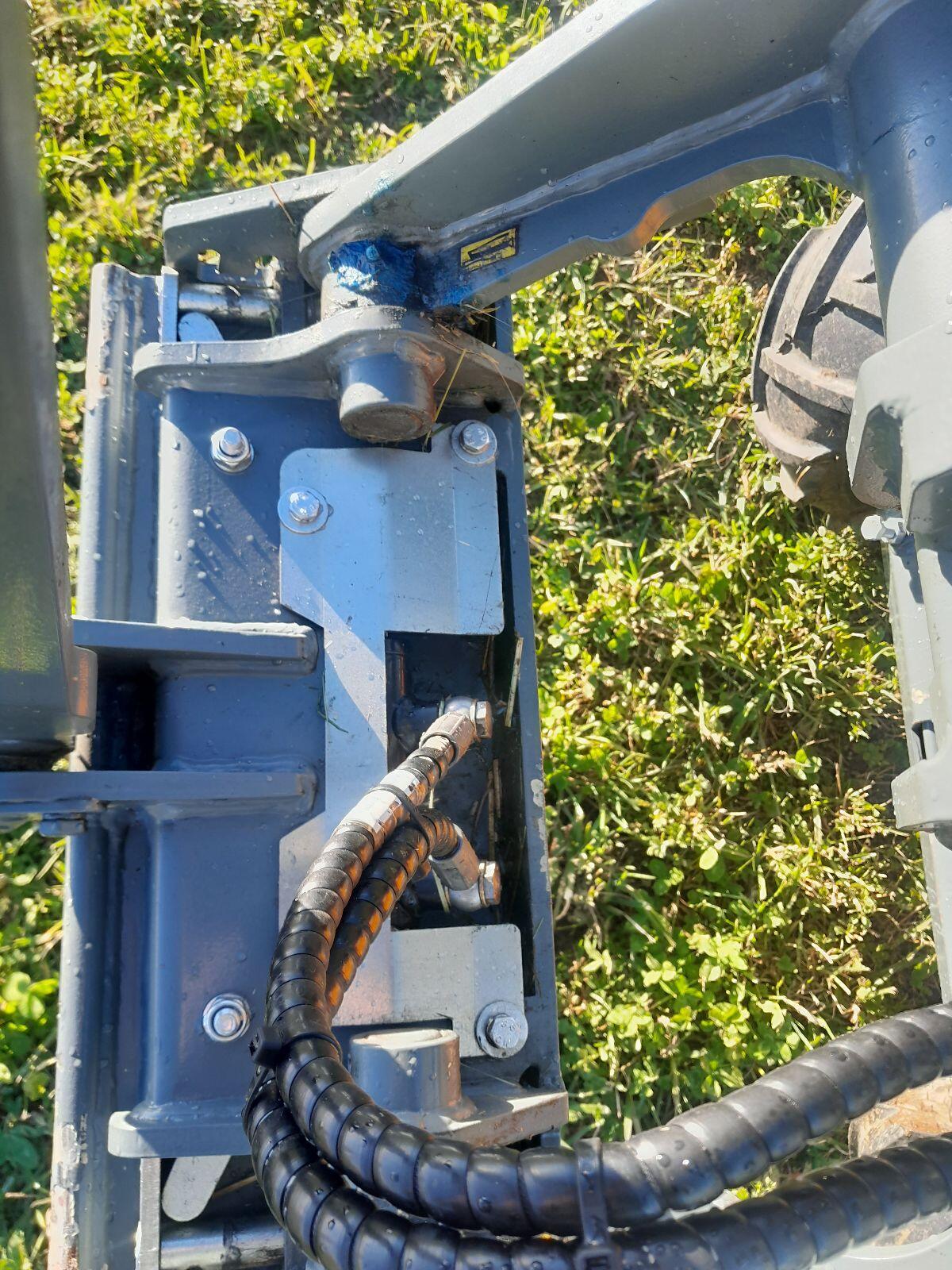 Giant G1100 Hoflader 3