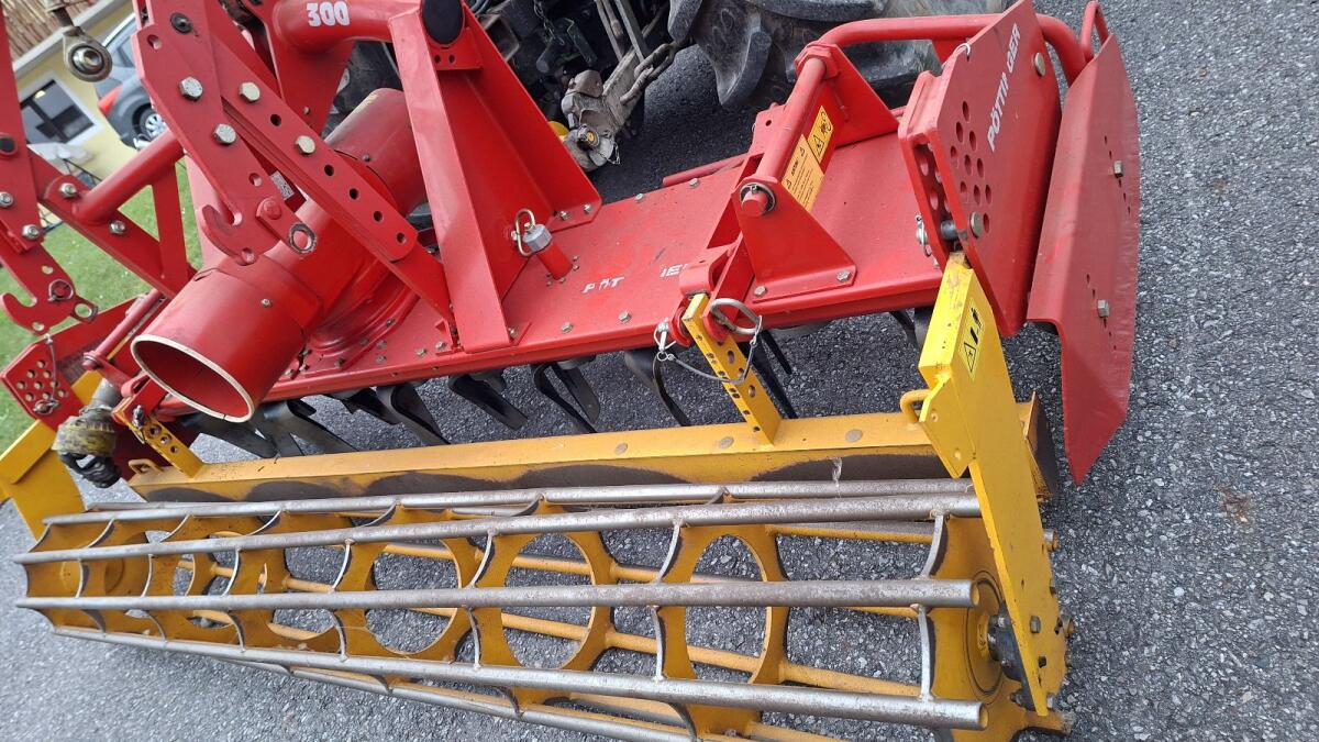 Kreiselegge Pöttinger Lion 300 2