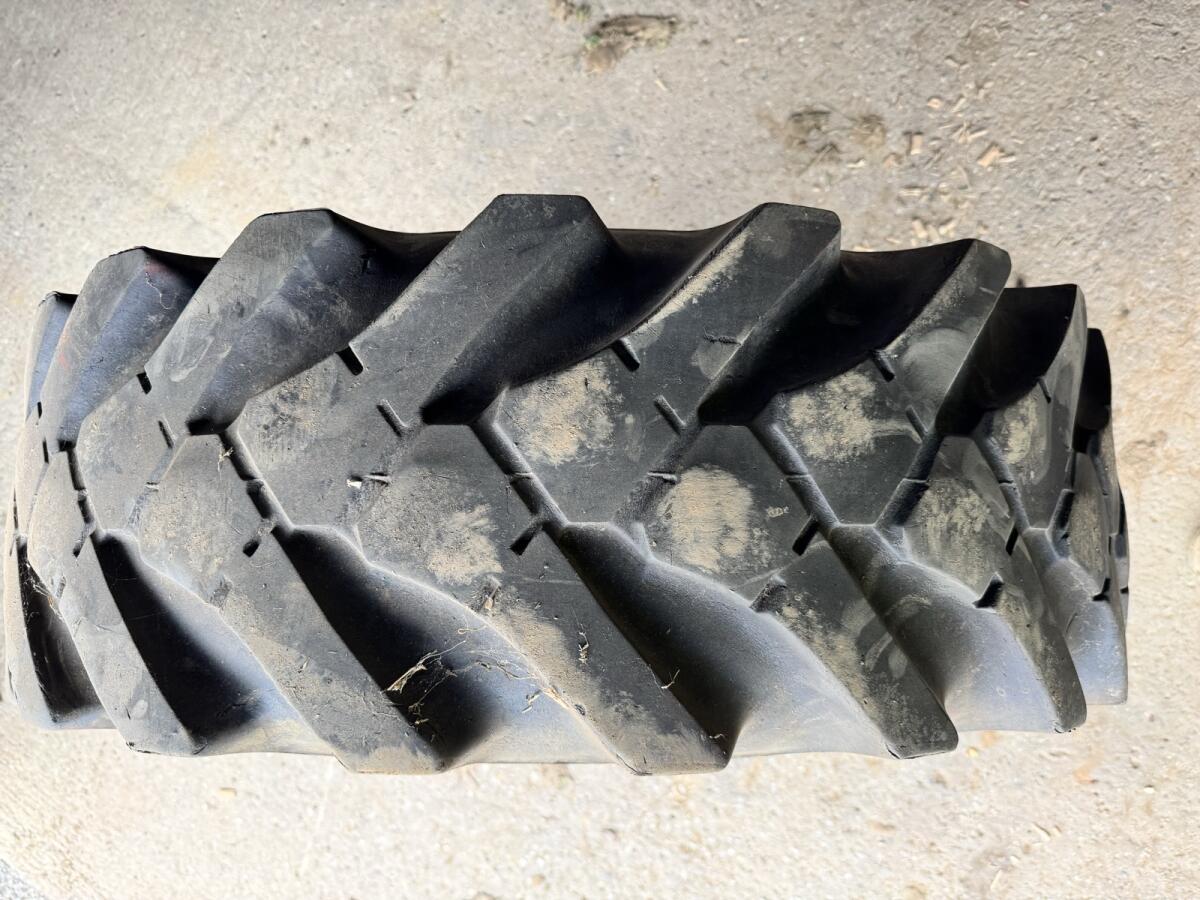 BKT Reifen 12.5R20 3