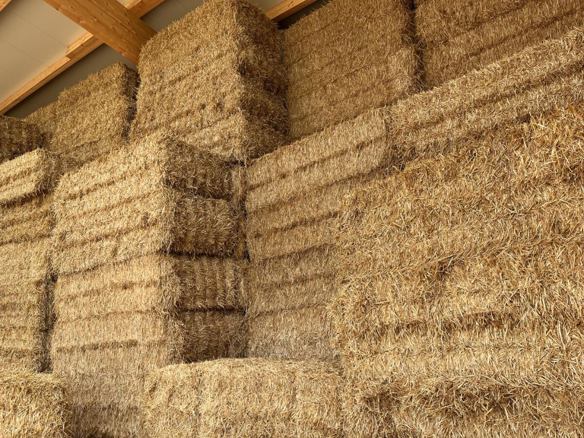 Verkaufe Weizenstroh 2