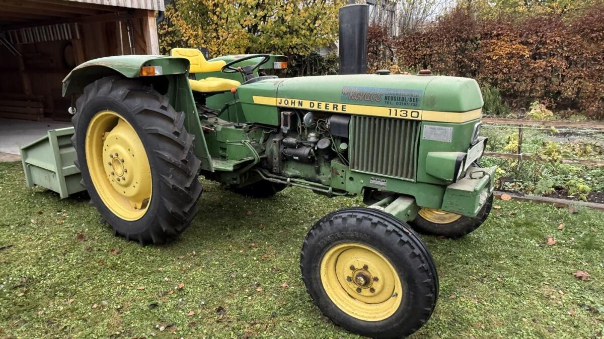 John Deere 1130 1