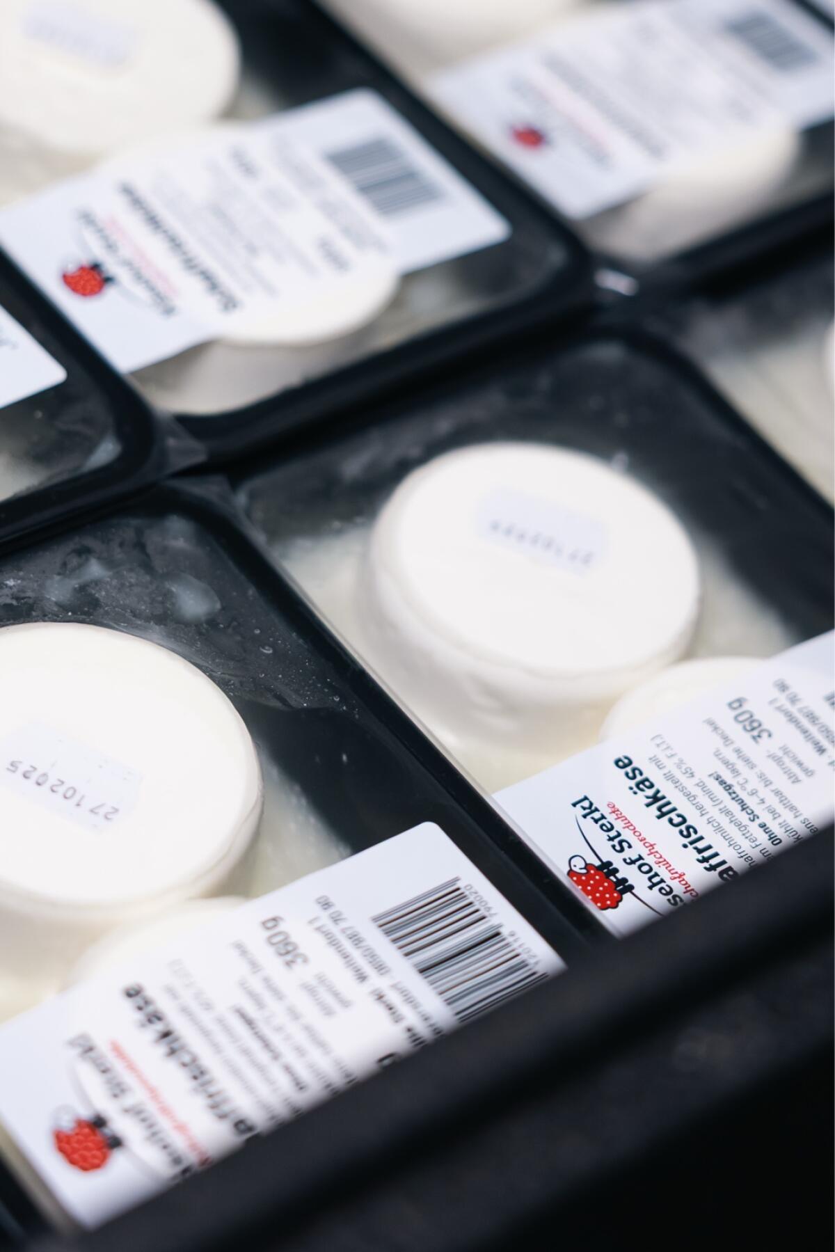 Praktikum in unserer Hofkäserei Mai-August 2026 3