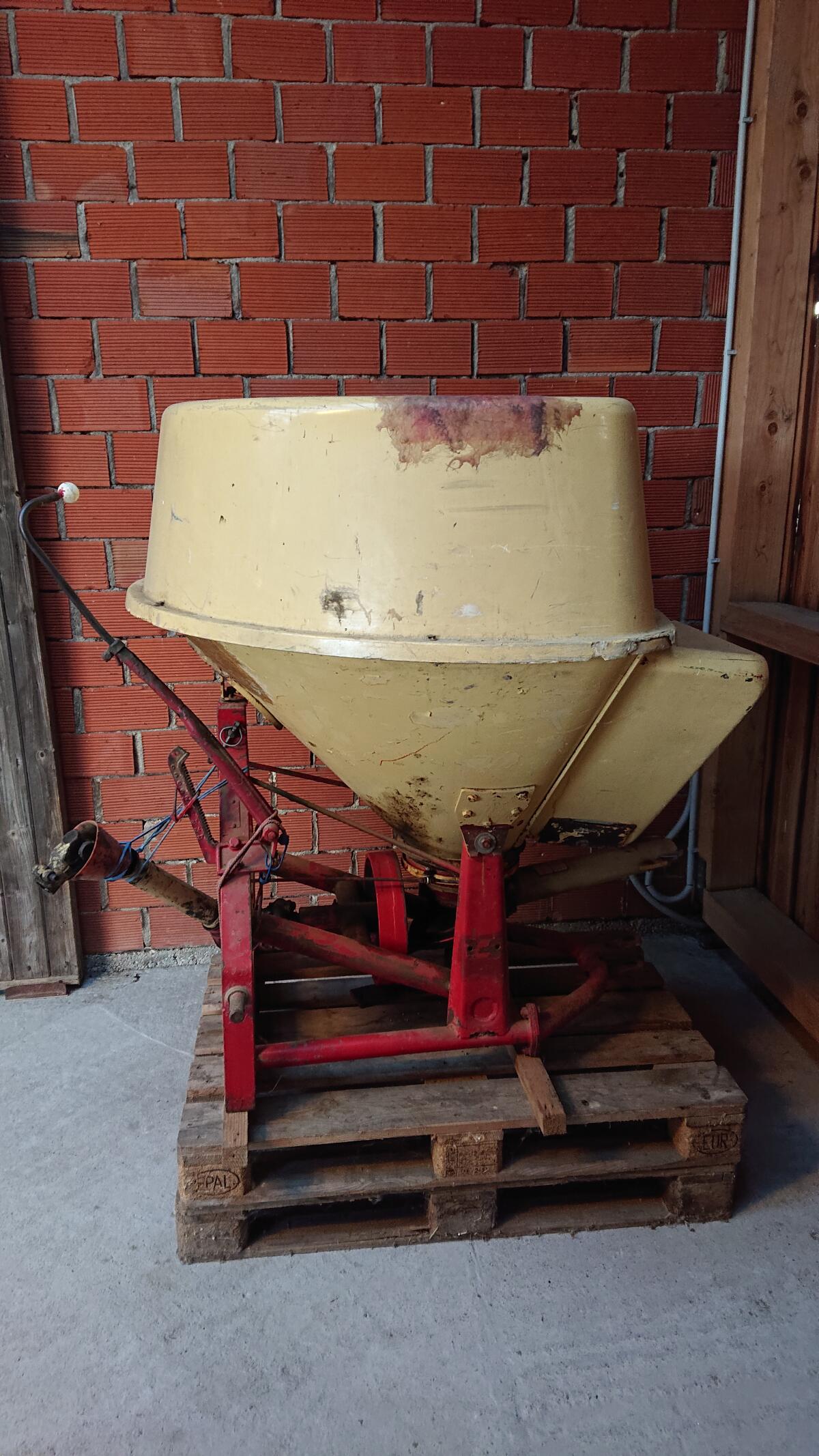 Vicon Pendeldüngerstreuer 2