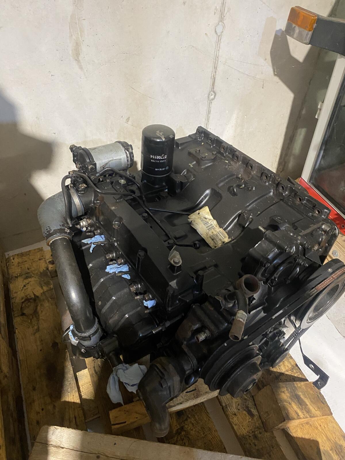 Steyr 9094 8086 Motor Sisu 1