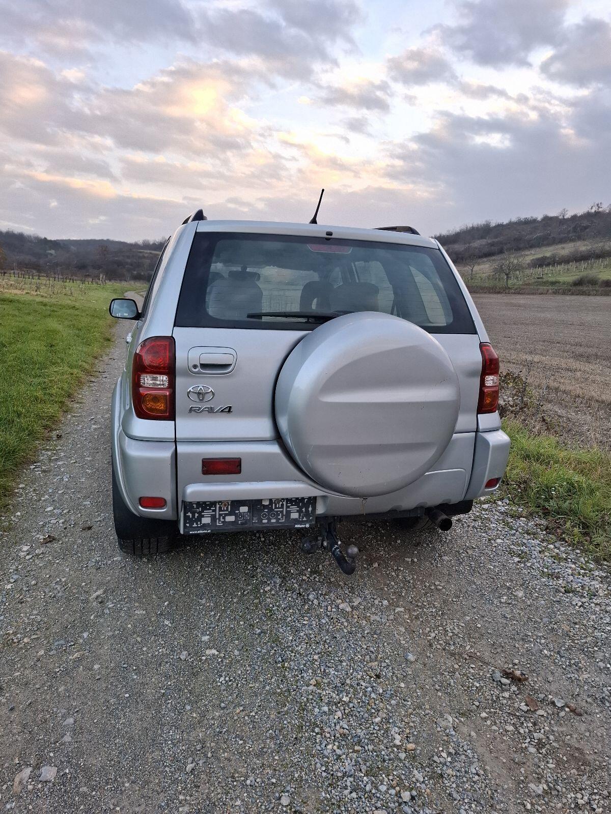 Toyota RAV4 2.0 D-4D 3