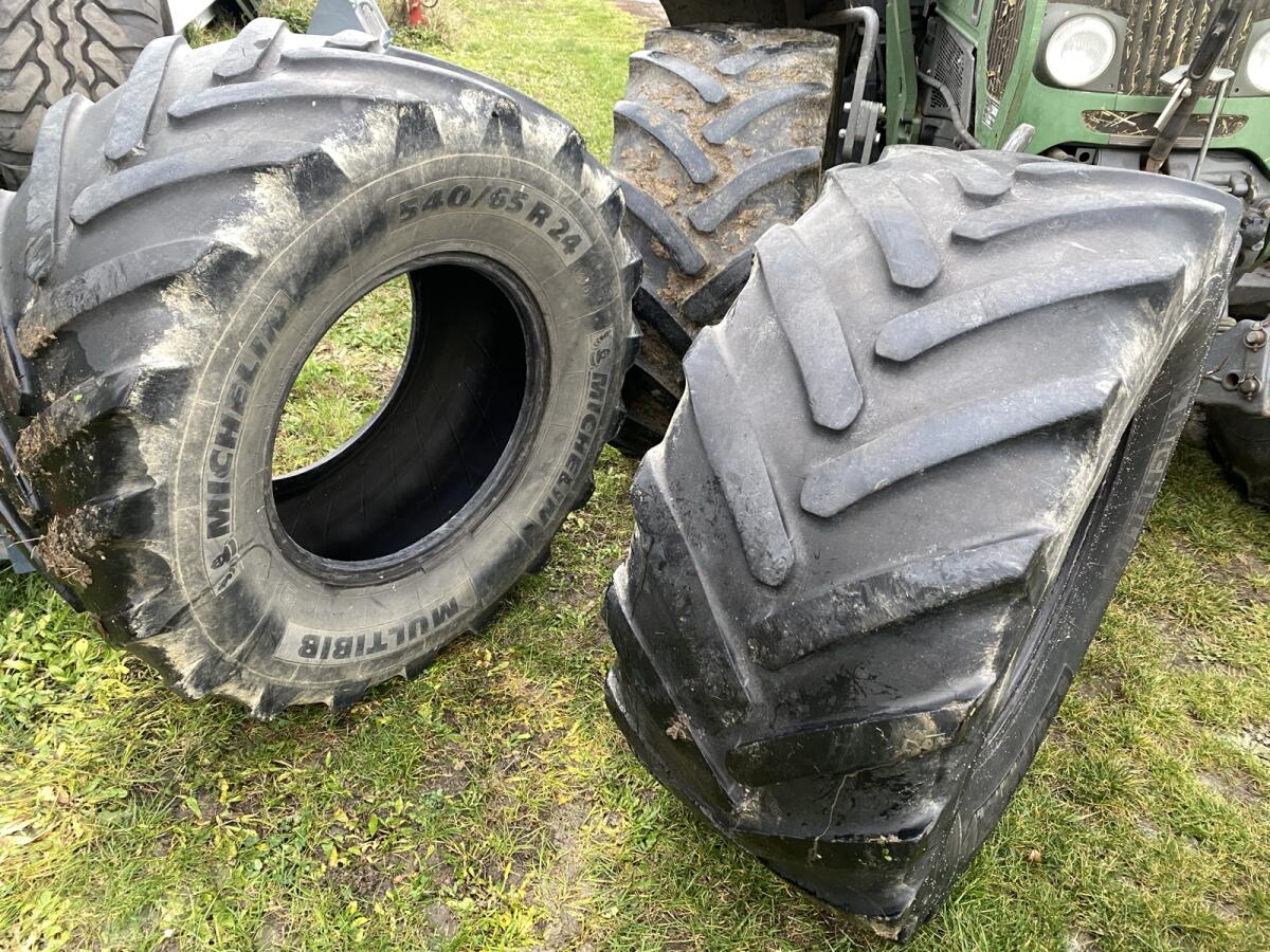 Reifen 540/65 R24 2