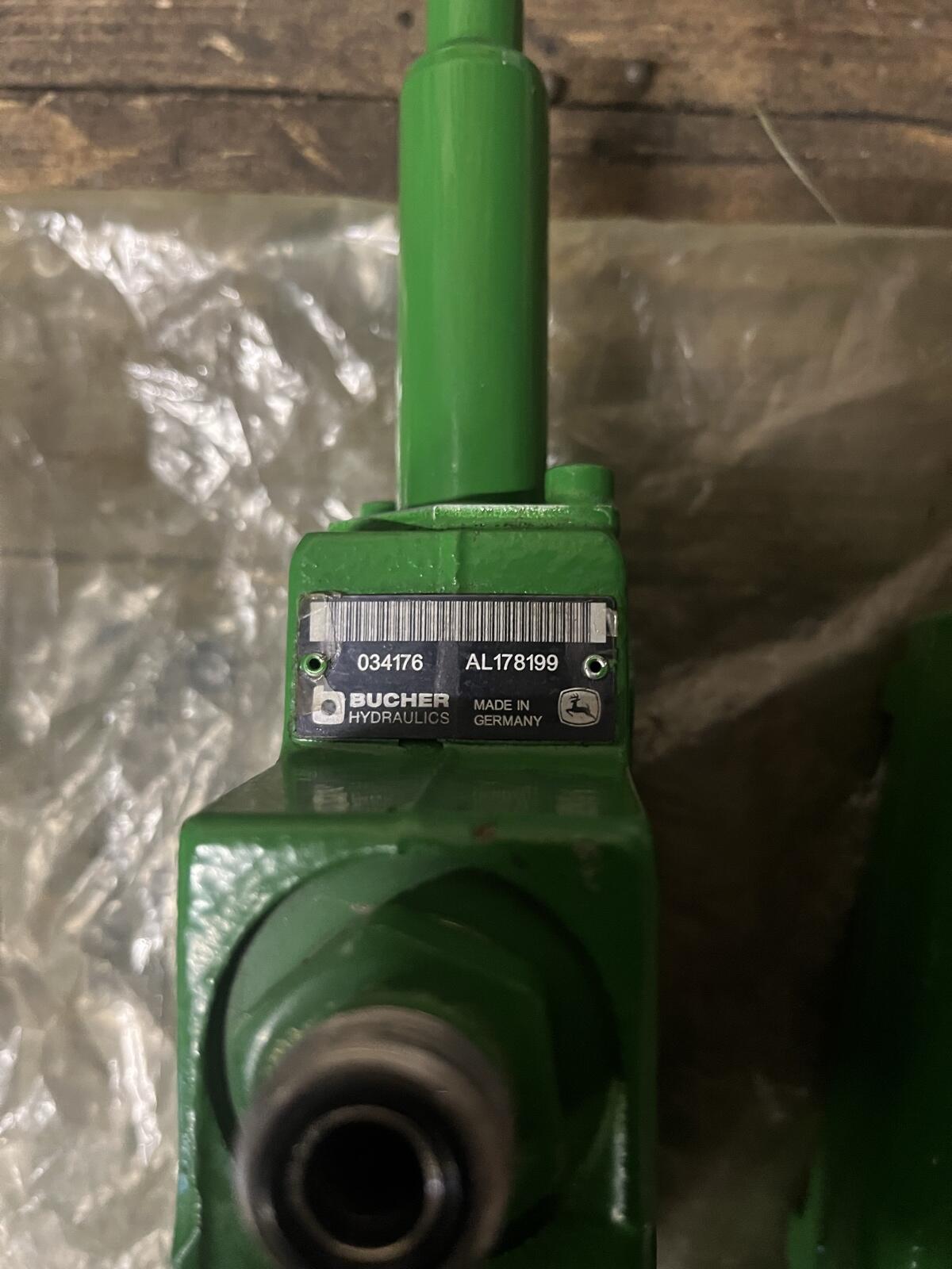 John Deere Steuergeräte 3