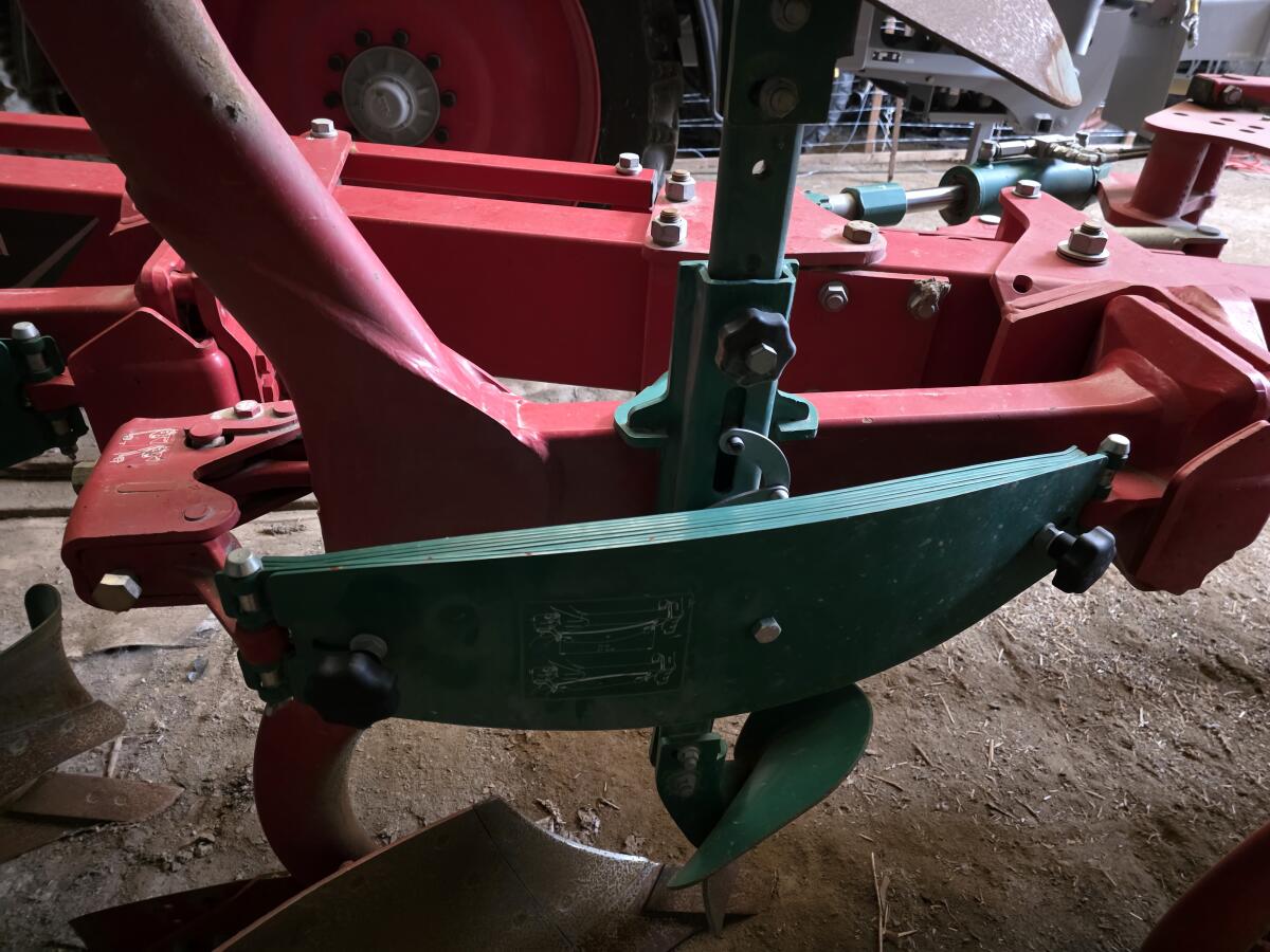 Volldrehpflug Kverneland 3400S 3