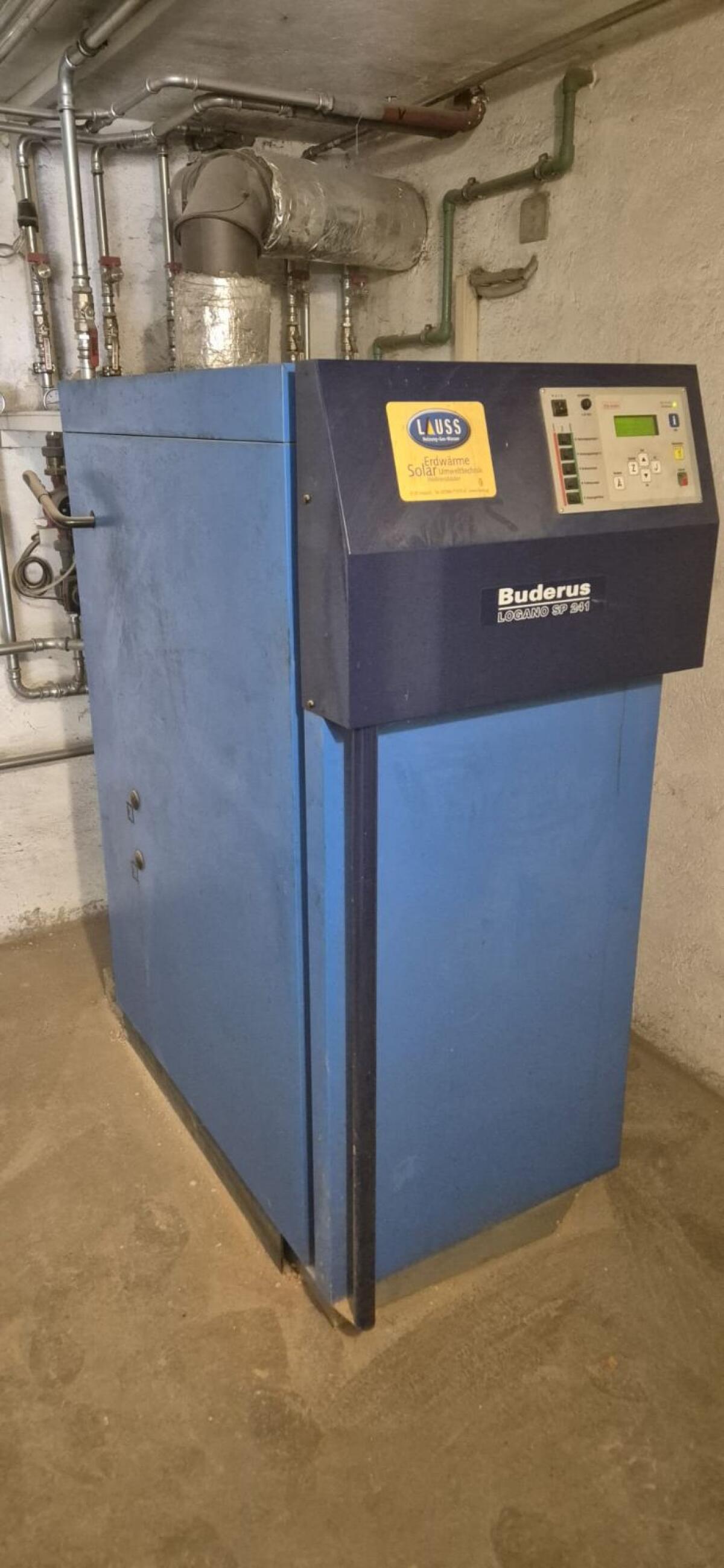 Buderus Holzvergaser Logano SP 161 1