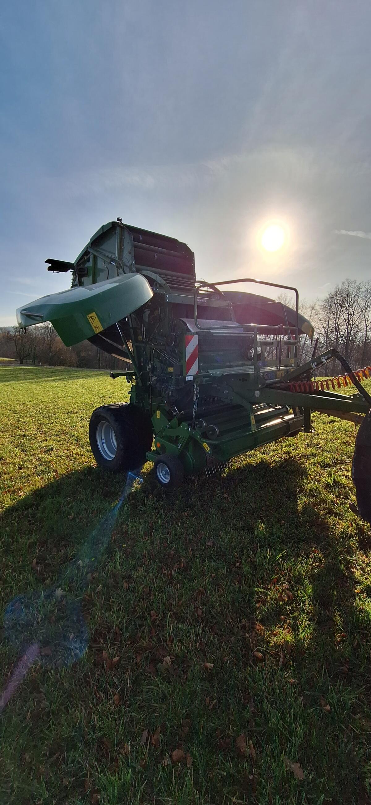 McHale V6750 Rundballenpresse 3