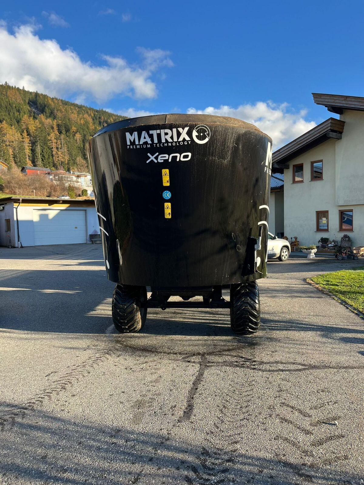 Futtermischwagen Matrix Xeno 13 3