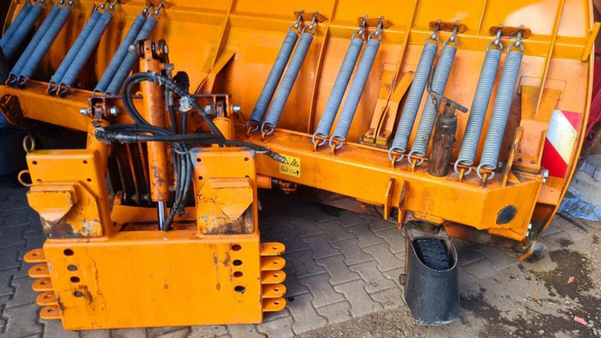 Hydrac Schneepflug SL 360 1