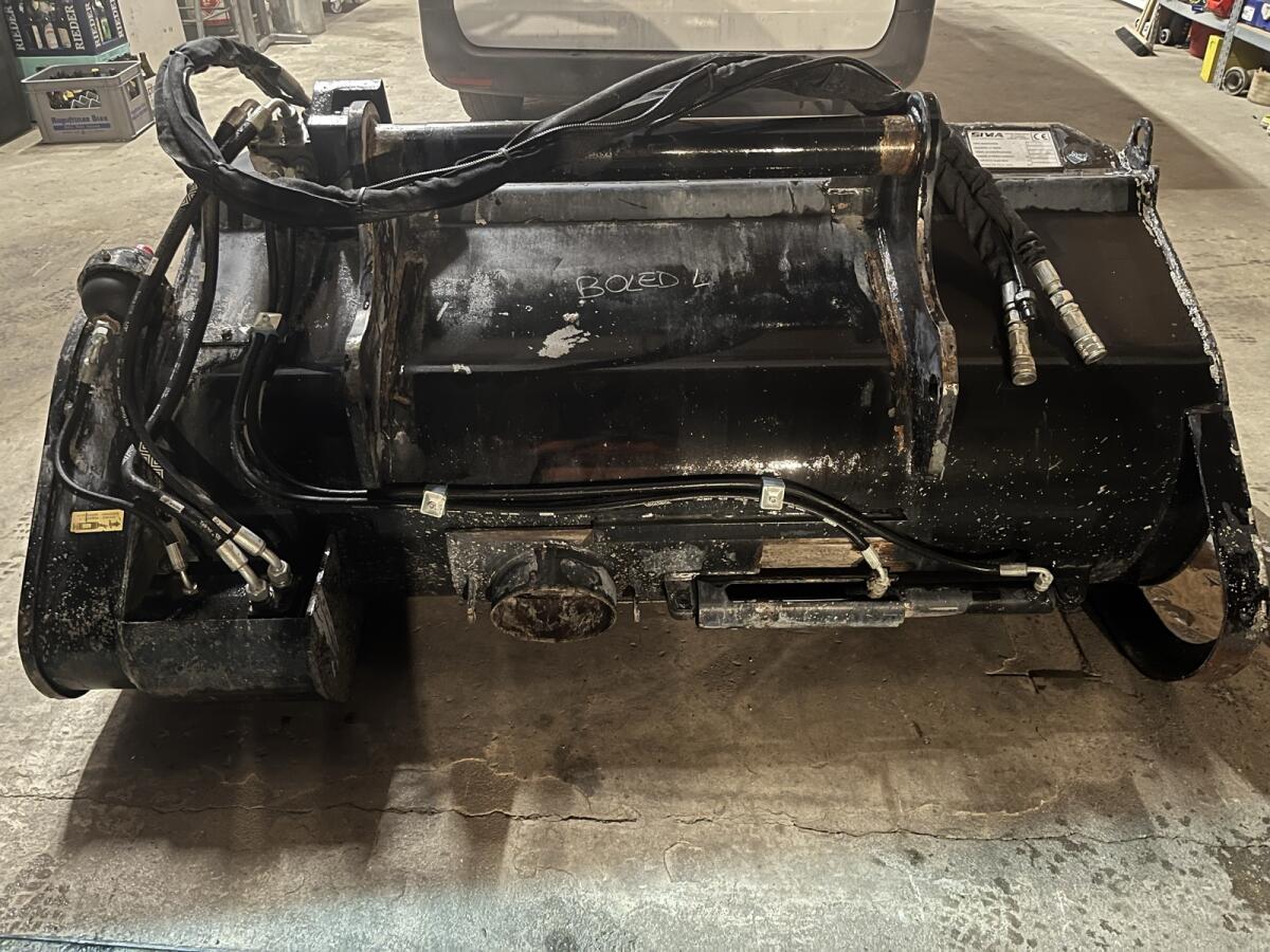 Betonmischschaufel Sima S35 Manitou Aufnahme 2