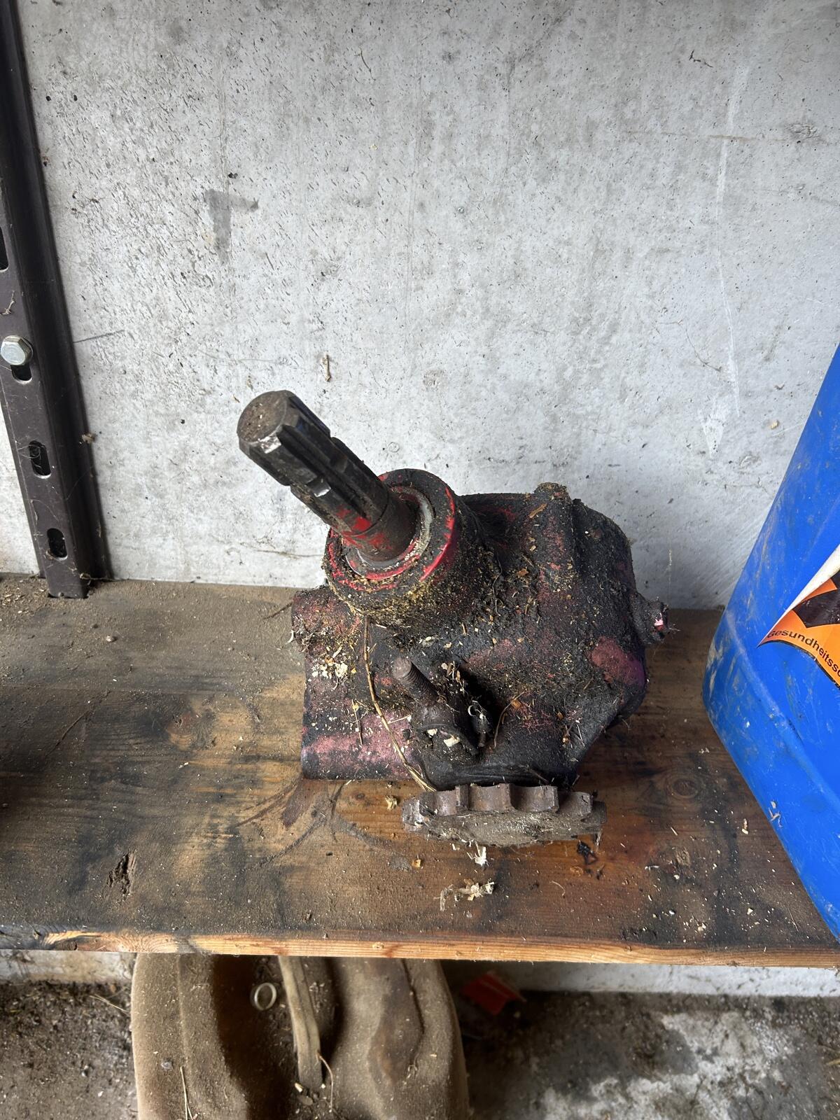 Getriebe Pöttinger Ladewagen 2