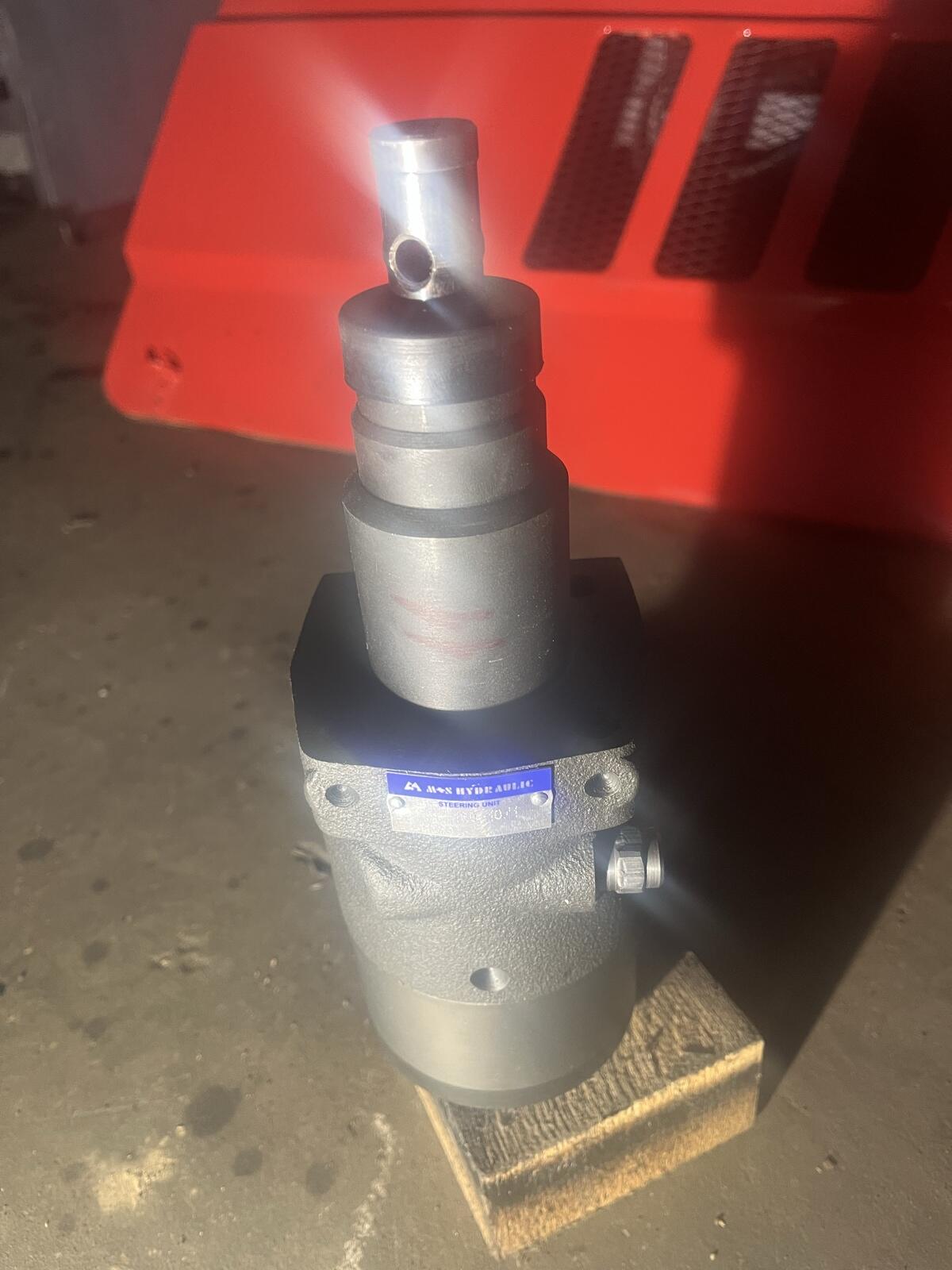 Steyr 80er Serie Lenkservostat (8060, 8070, 8080, 8090) 2