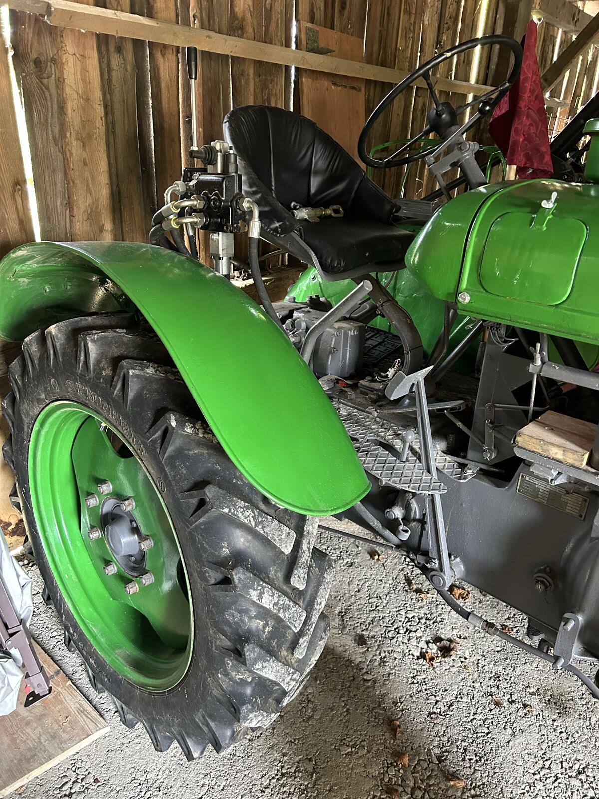 Steyr T180 Traktor 3