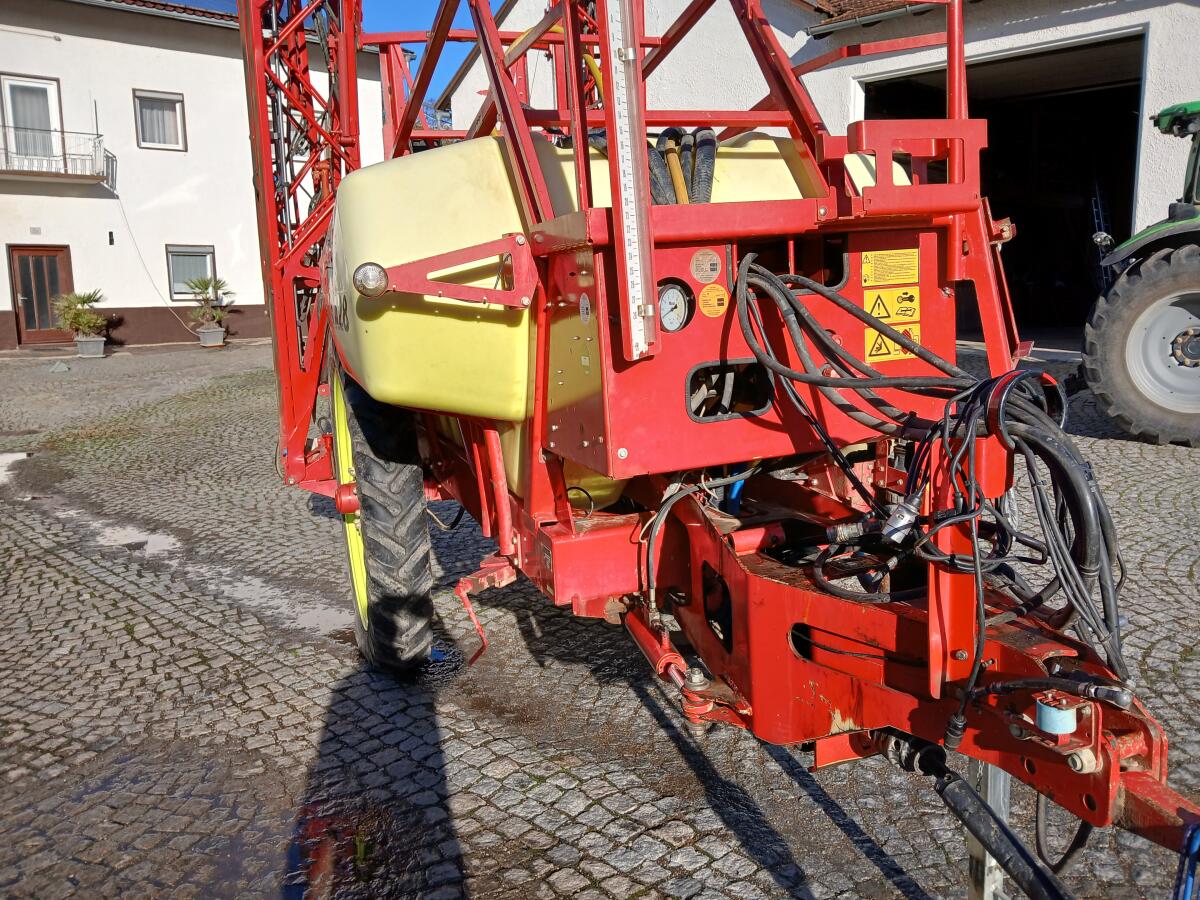 Rau - Ikarus A28 Pflanzenschutzspritze 2.800 l 1