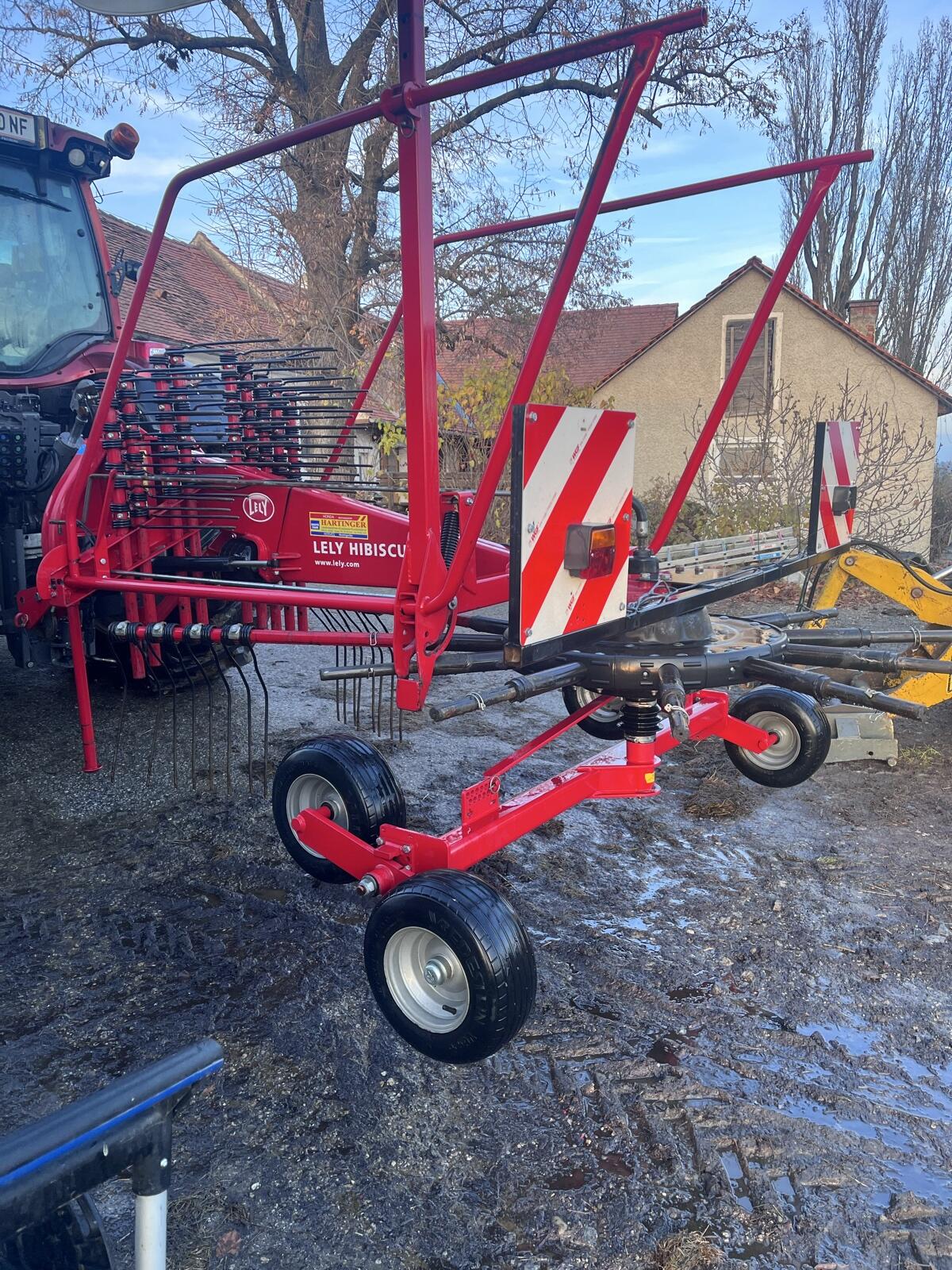 Schwader Lely Hibiscus 455 S 2