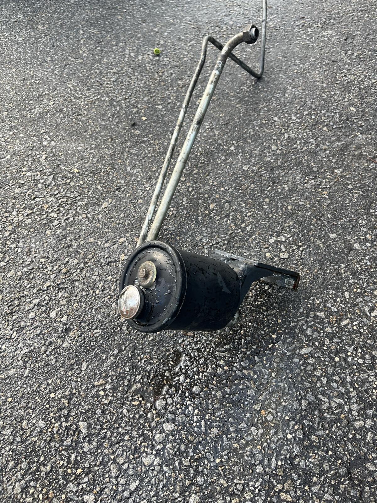 Steyr Servolenkung Behälter 2