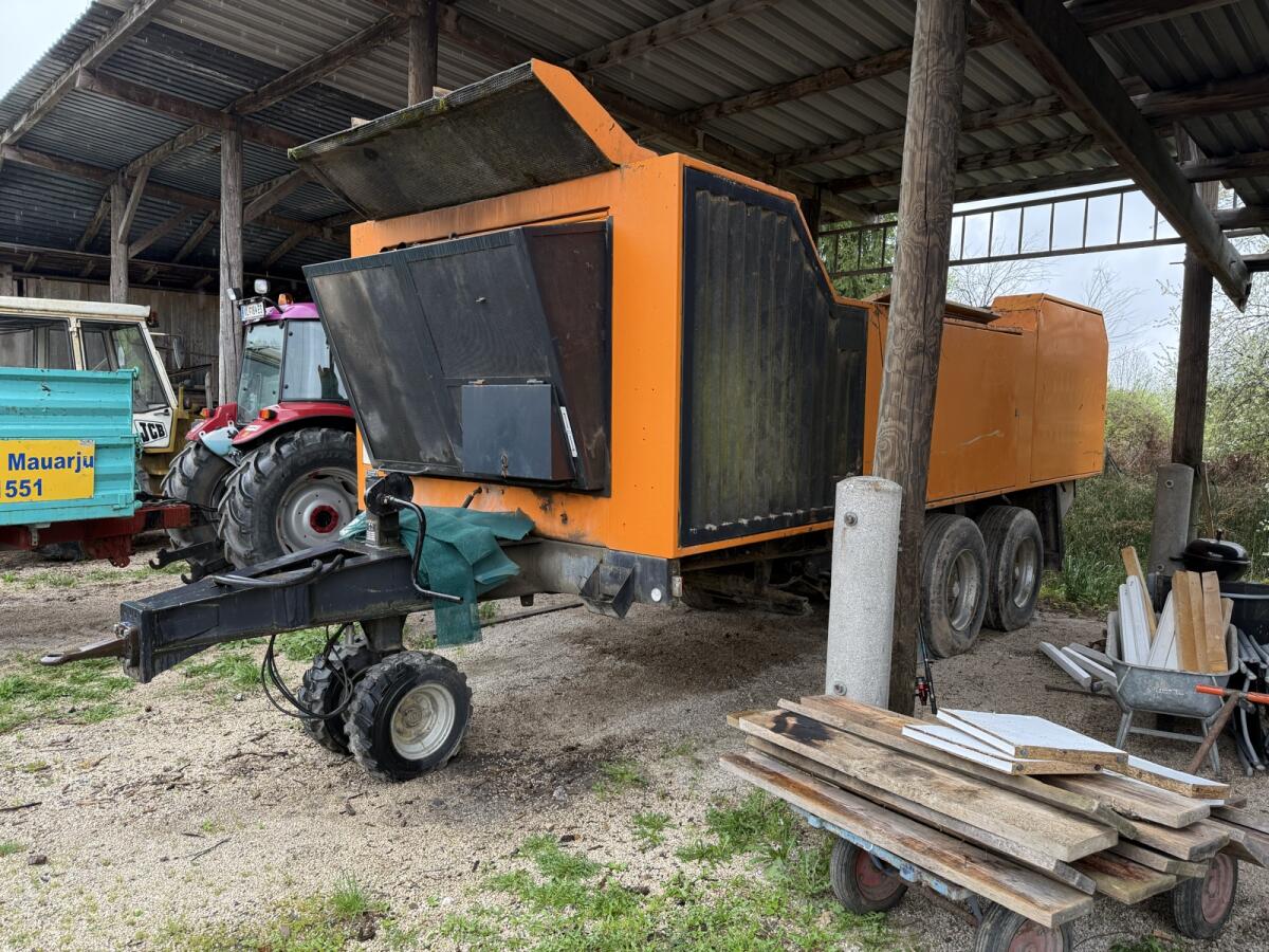 Shredder Doppstadt AK330 2