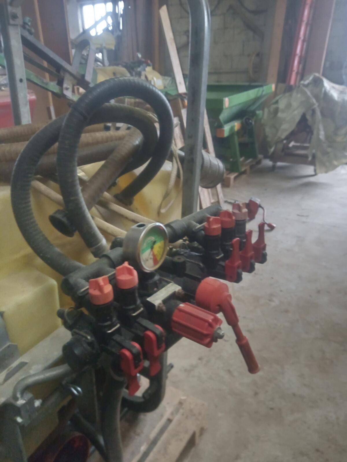 Verkaufe Krobart Feldspritze 1