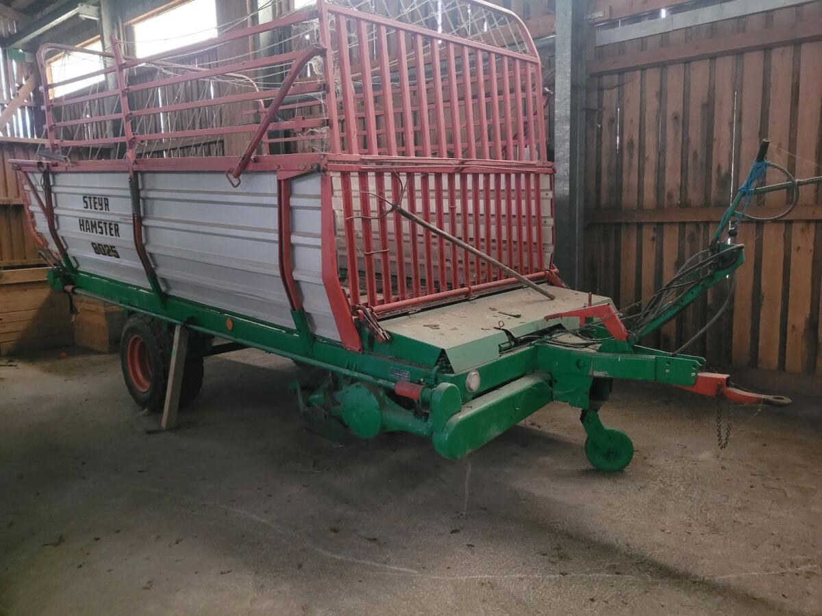 Steyr Hamster 8025 1