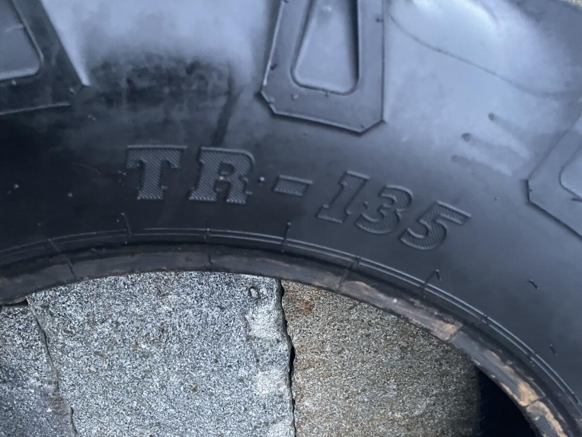 Reifen für Steyr 8080 3