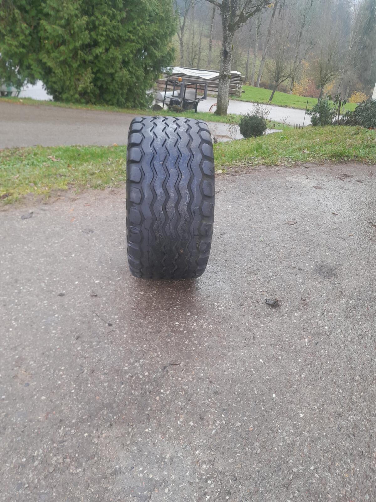 Anhängerreifen Continental 1