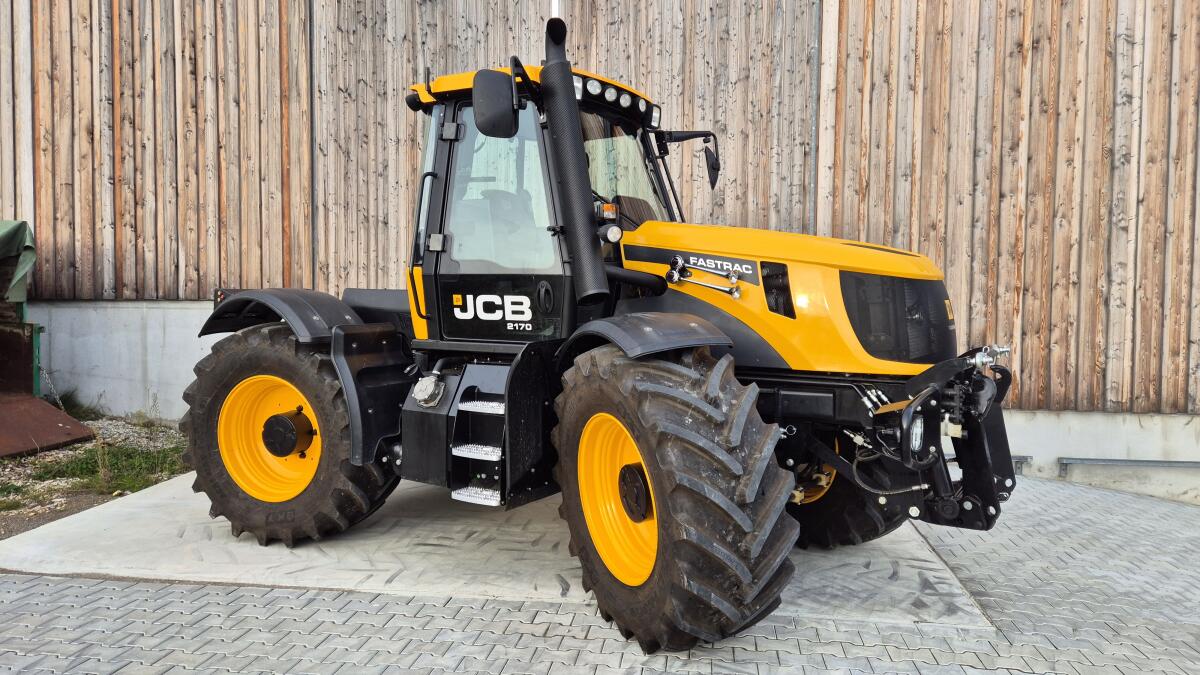 JCB Fastrac 2170 Plus 3
