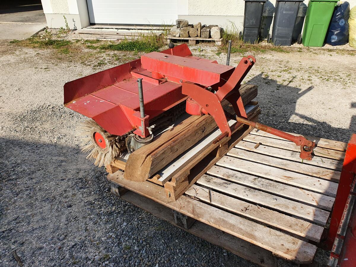 Kehrmaschine 2