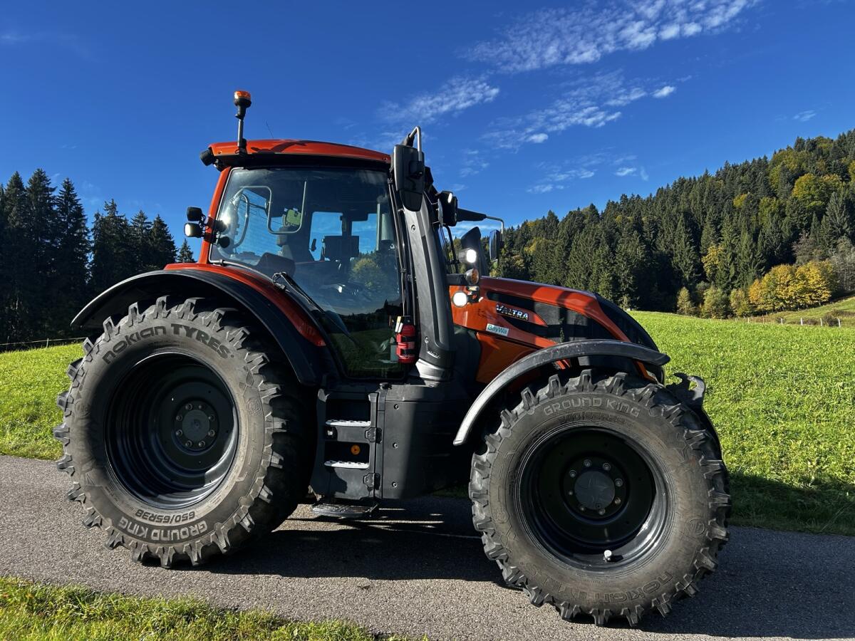 Valtra N175D mit Vollausstattung 202 PS Rüfa 60 km/h 3