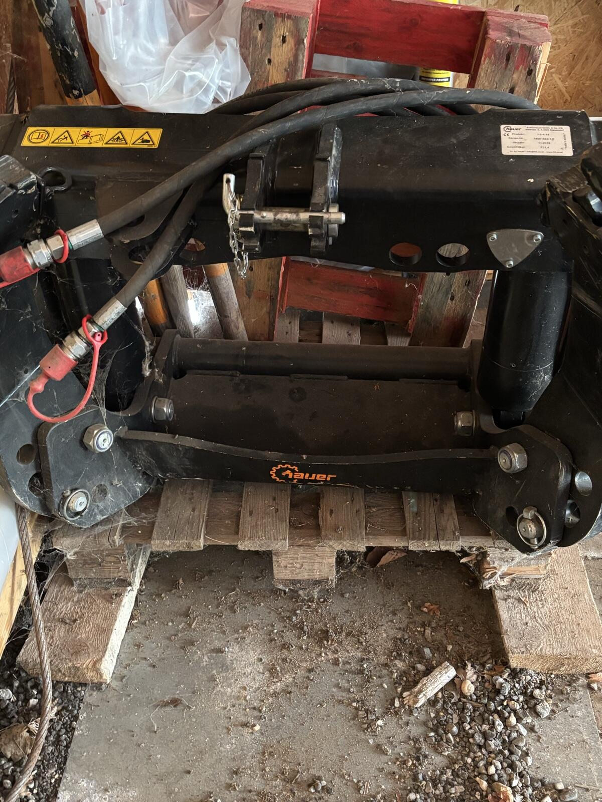 Hauer FHW FS-4 Fronthydraulik 2