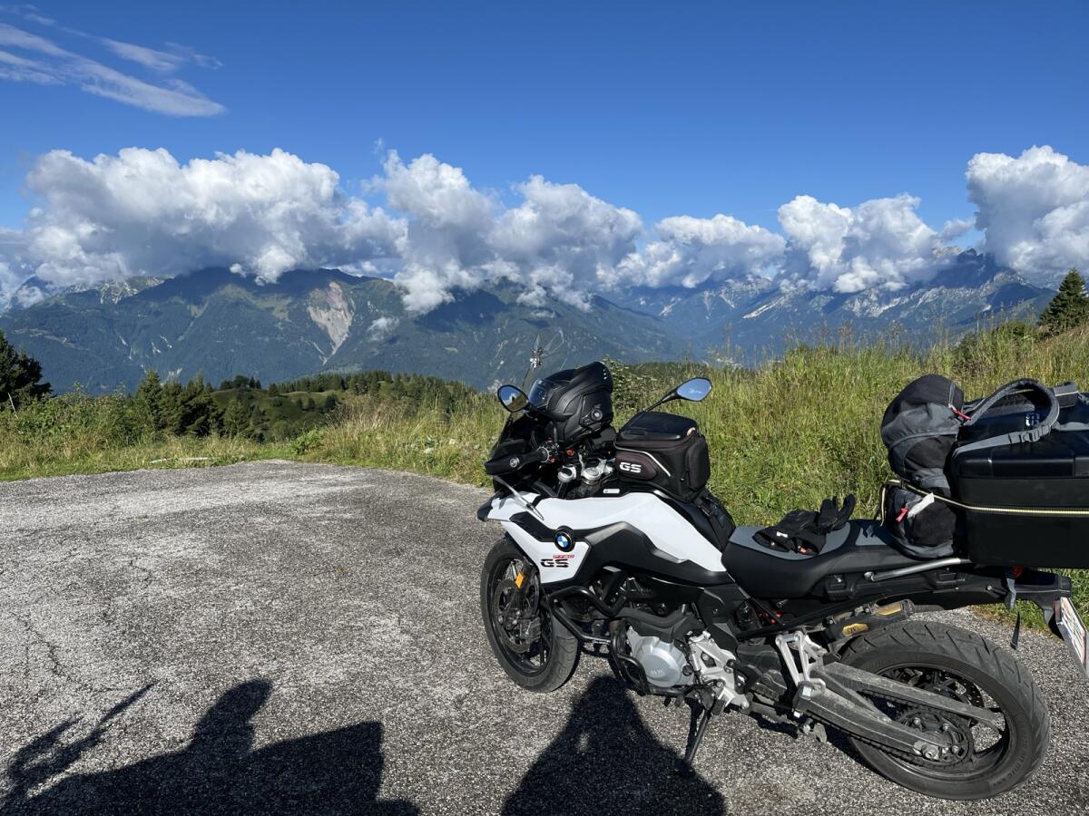 BMW F750GS 3