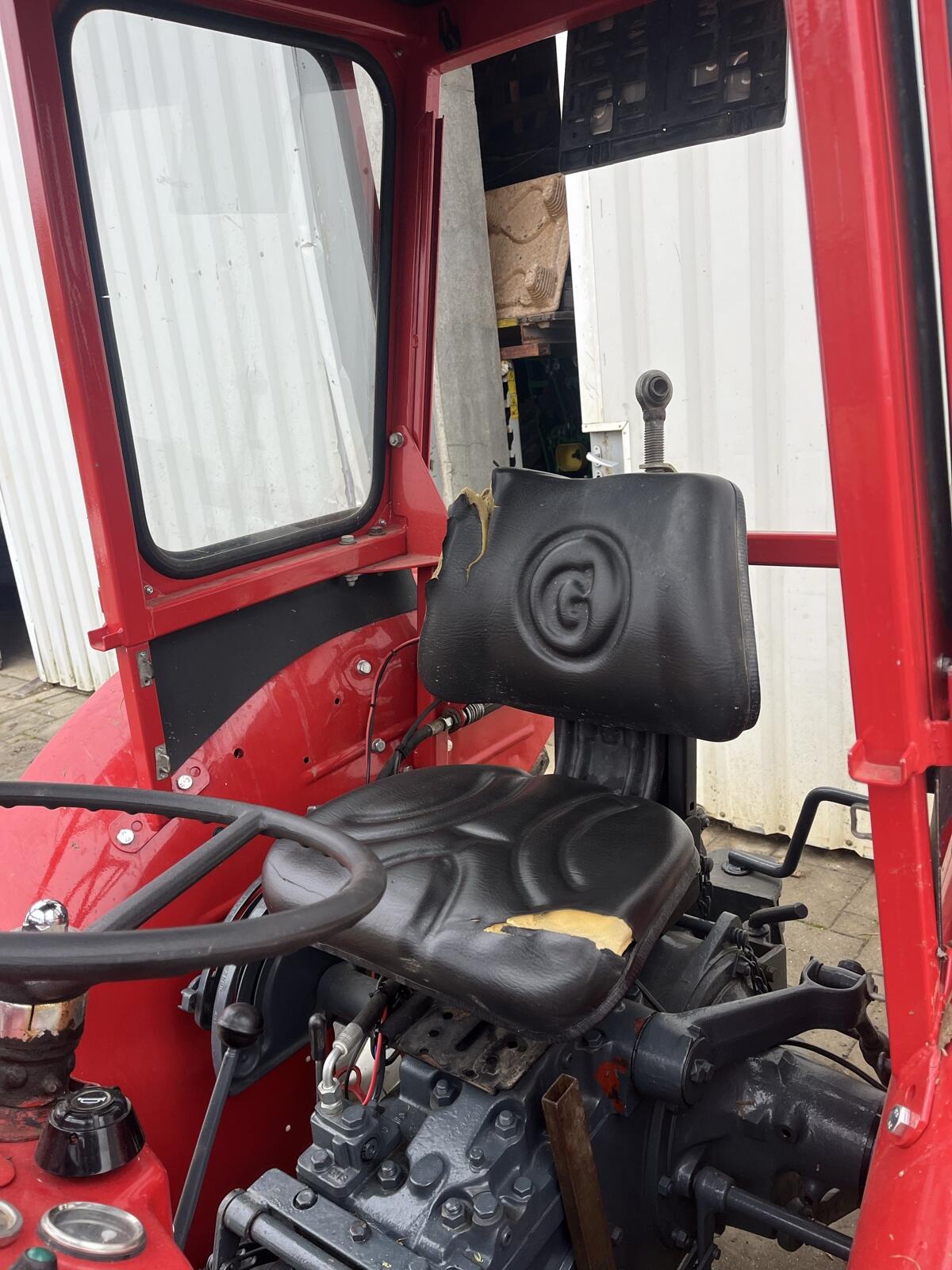 Massey Ferguson 135 3