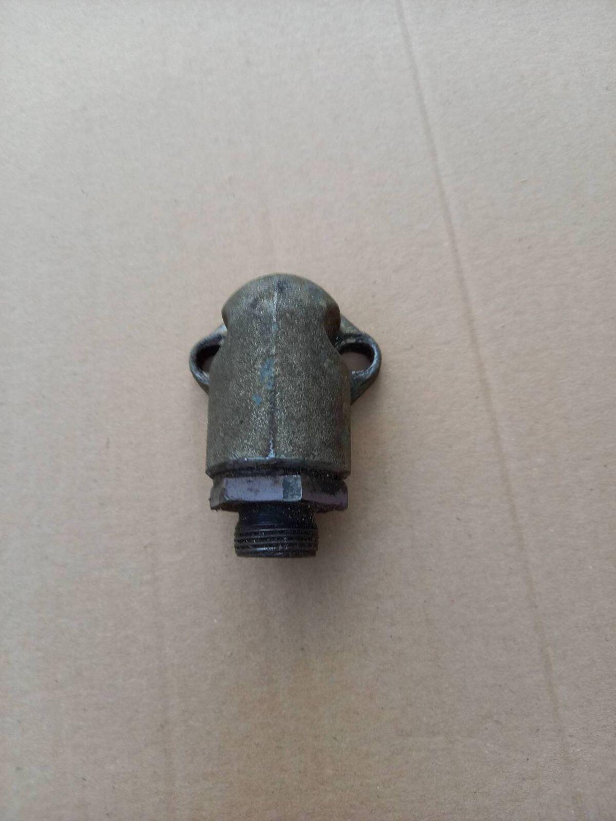 Hydraulik-Anschlussstutzen Pumpe 1