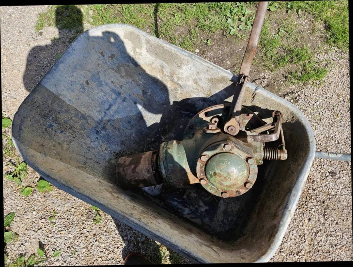 Außenantrieb für MAN Traktor AS 440 3