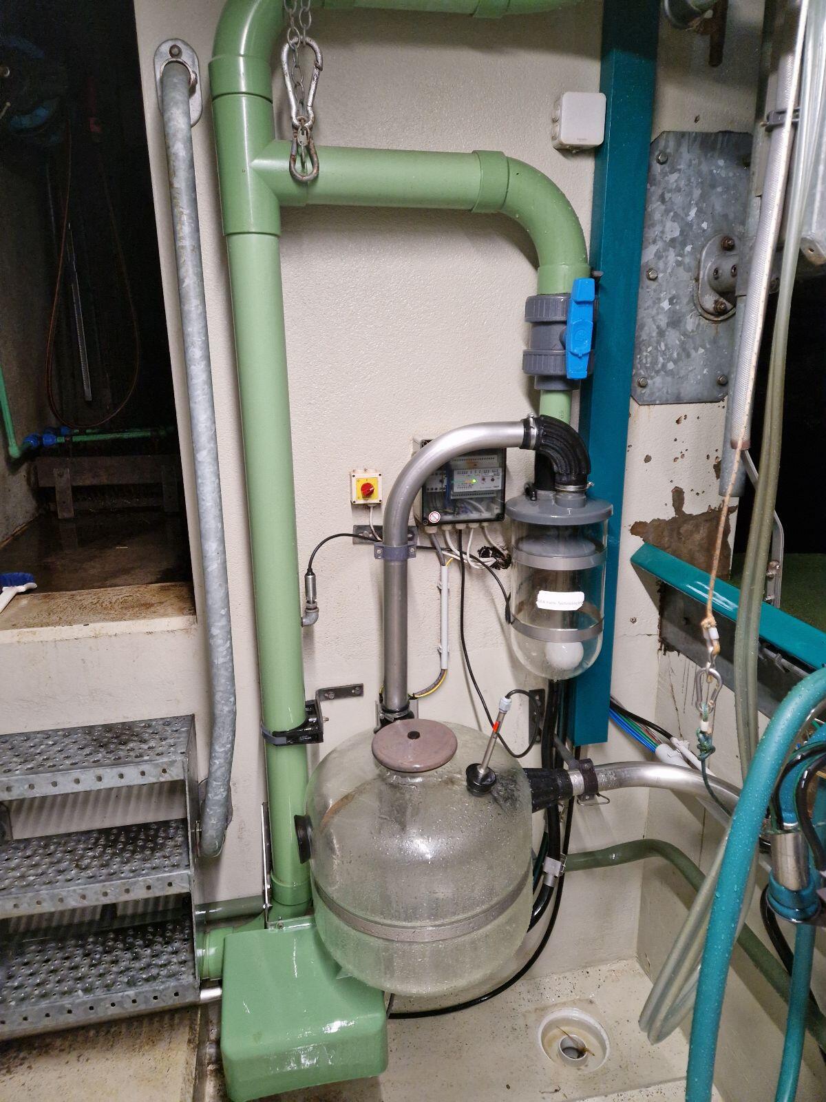 Melkstand und Kraftfutterstation 2